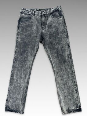 Givenchy Men's Acid Wash Jeans – Size 32x32 – Gray/black Designer Denim